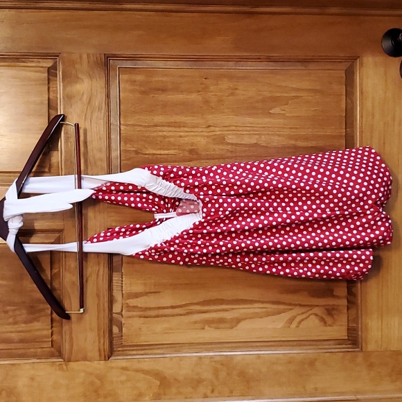 NWOT Pinup Couture Bettie Red And White Polka Dot Swimsuit With Skirt - Picture 5 of 7